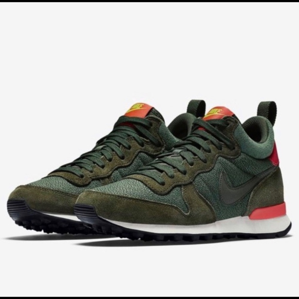 Nike Internationalist Mid